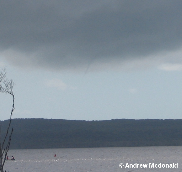 Funnel near noosa.jpg