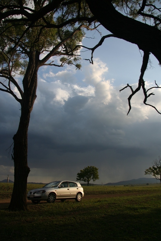 Between Woolooga and Biggenden