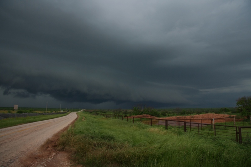 There wasn't much in this cell but it had enough to produce this guster.  S of Wichita Falls.