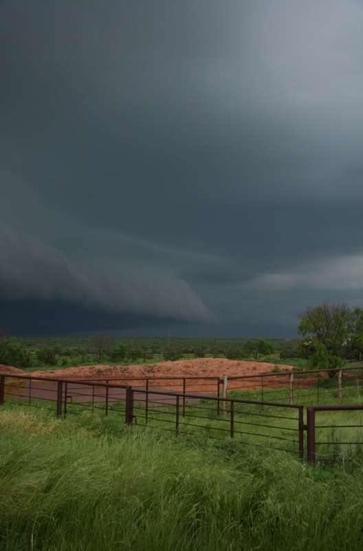 It looked quite good for a while.  S of Wichita Falls, Tx.