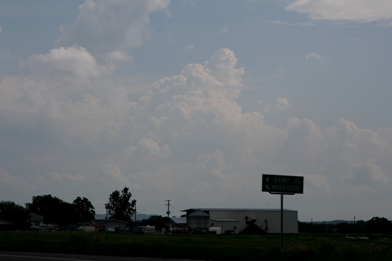 More crisp updrafts.  Looking S from St Jo, Tx.